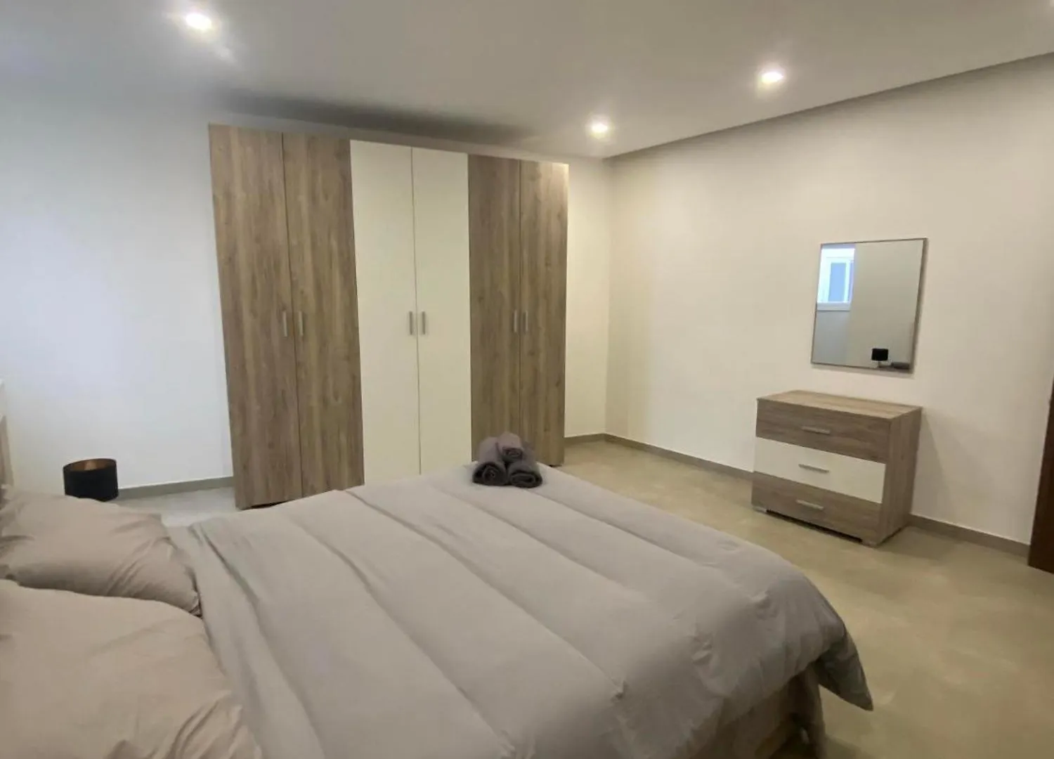 An Immaculate 3 Bedroom Apartment In Gudja