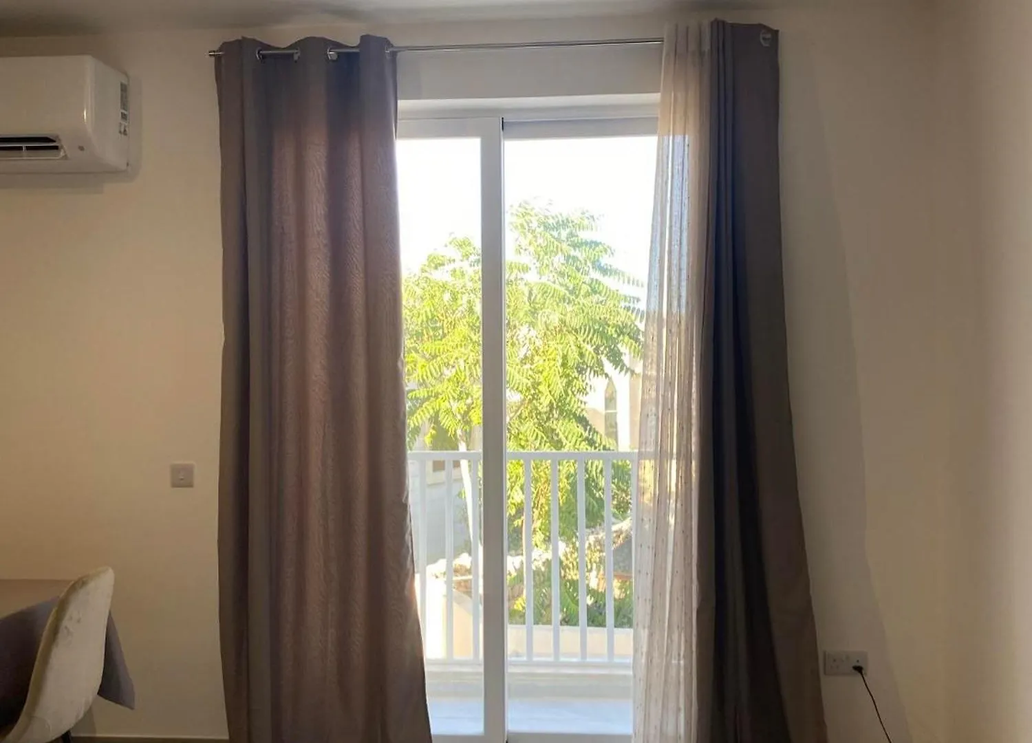 An Immaculate 3 Bedroom Apartment In Gudja